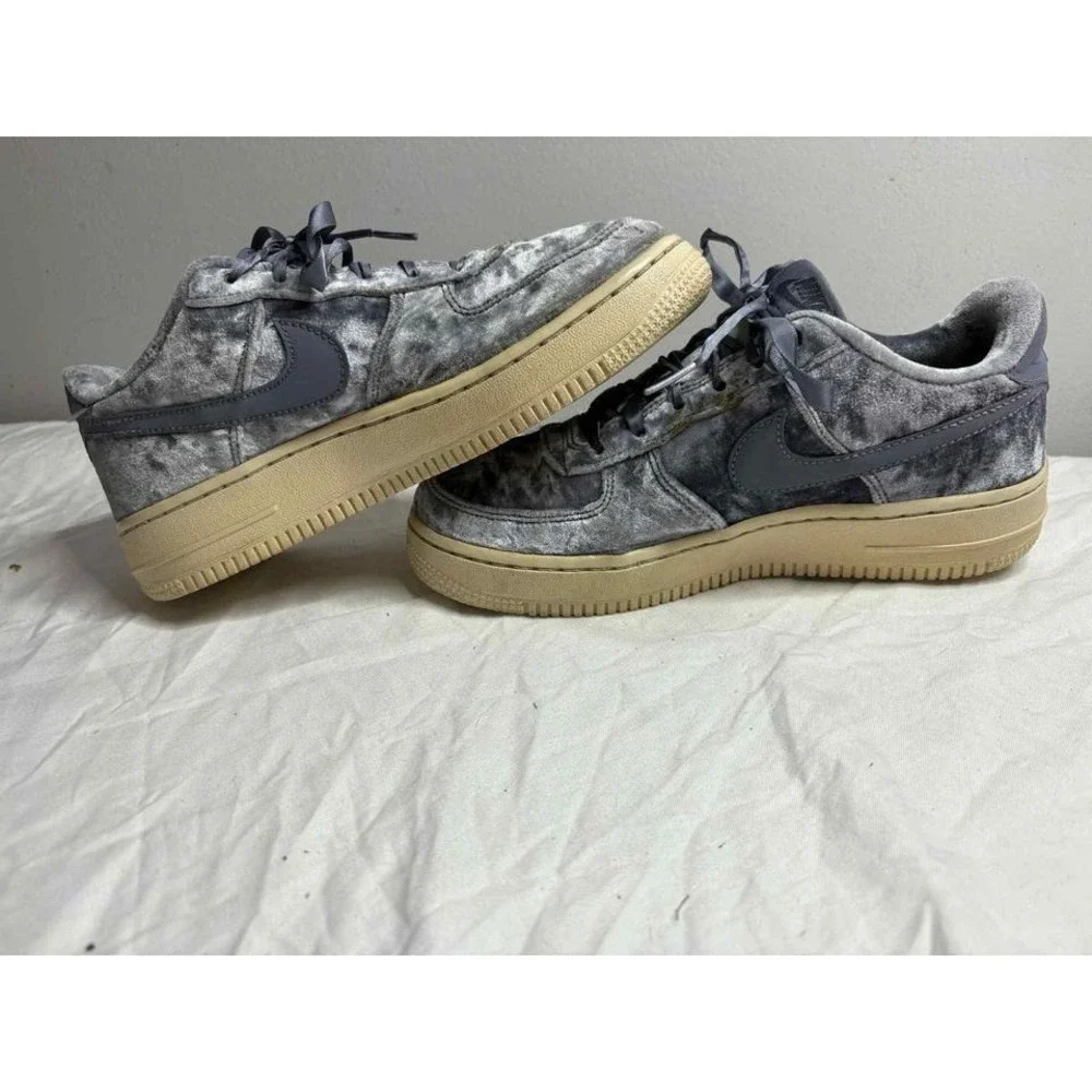 Nike Air Force 1 GS Dark Sky Blue Velvet LV8 Sneakers Size 4.5Y